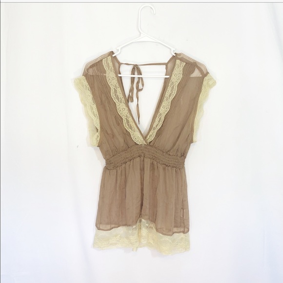 CIEL Tops - NWOT SHEER WITH LACE TOP